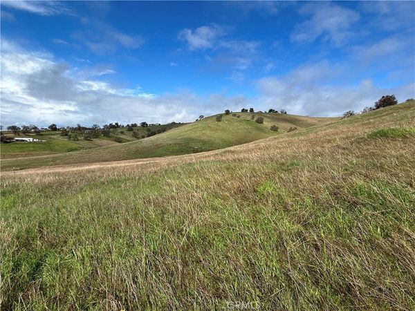 9741 Paraiso Blvd, La Grange, CA 95329