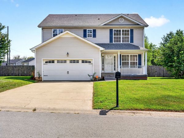 1432 Addison Dr, Clarksville, TN 37042