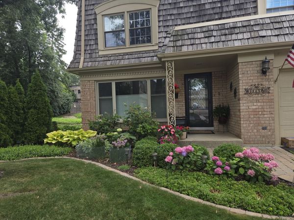 19w082 Avenue Barbizon, Oak Brook, IL 60523