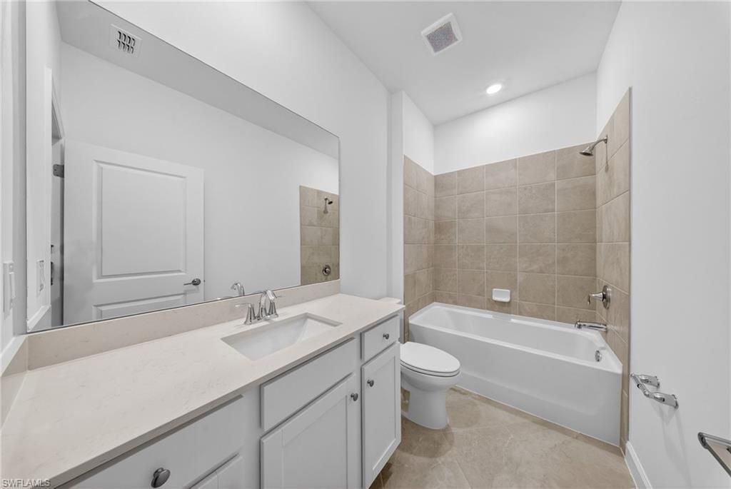 20559 Hazelnut Ct S, Lehigh Acres, FL 33936 Photo