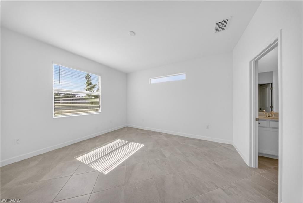 20559 Hazelnut Ct S, Lehigh Acres, FL 33936 Photo