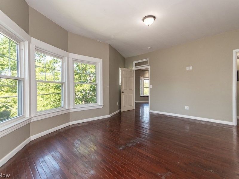 15416 Saranac Road, Cleveland, OH 44110 Photo 11