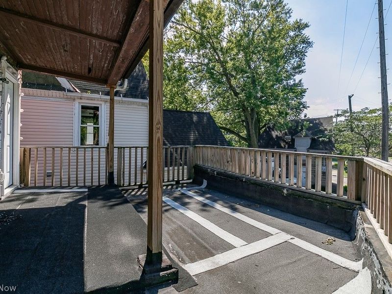 15416 Saranac Road, Cleveland, OH 44110 Photo 19