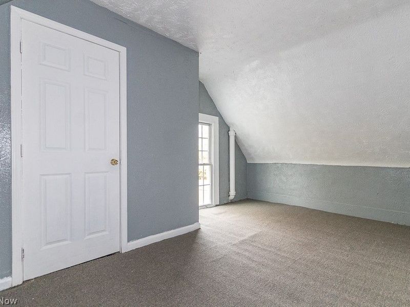 15416 Saranac Road, Cleveland, OH 44110 Photo 42