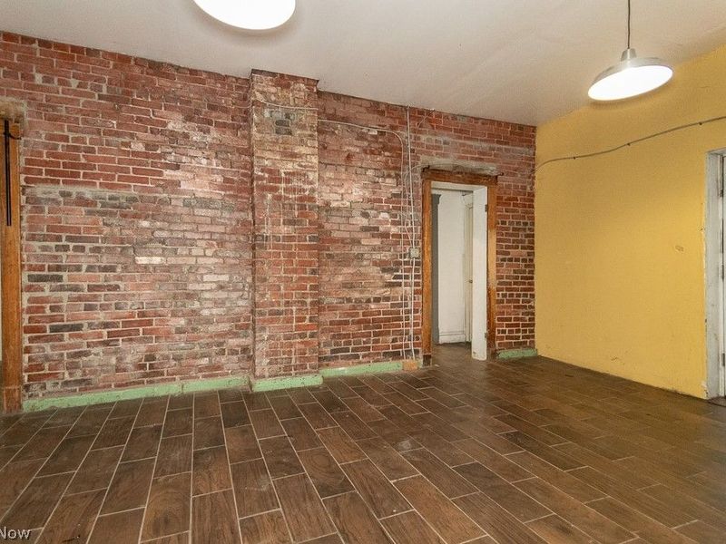 15416 Saranac Road, Cleveland, OH 44110 Photo 6