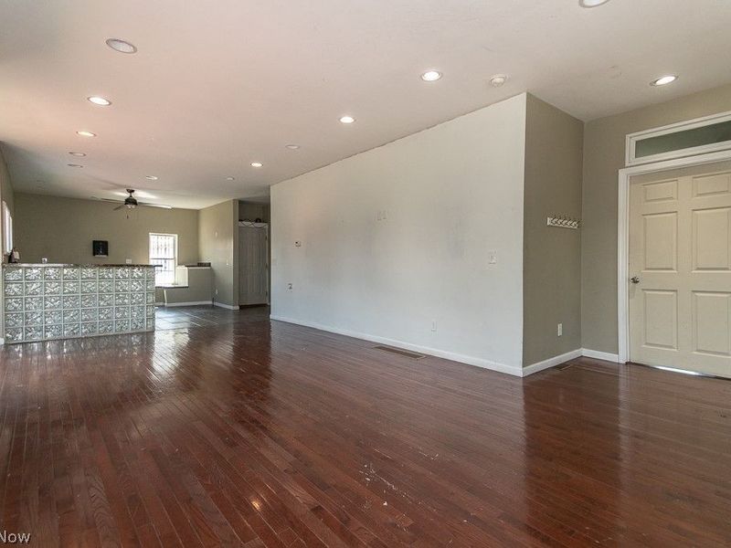 15416 Saranac Road, Cleveland, OH 44110 Photo 7