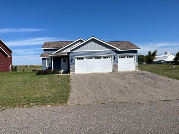 1801 34th Street NE, Sauk Rapids, MN 56379