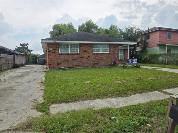 13536 GRANDVILLE Street, New Orleans, LA 70129