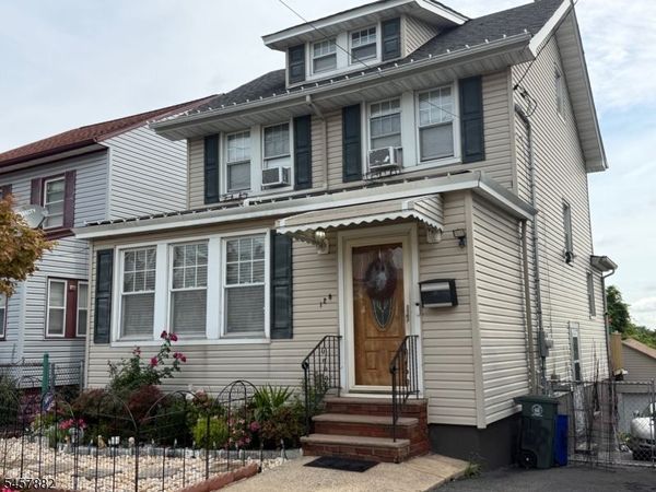 128 Hillside Ter, Irvington, NJ 07111