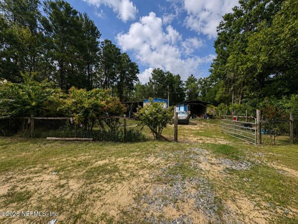 111 ONTARIO Street, Interlachen, FL 32148