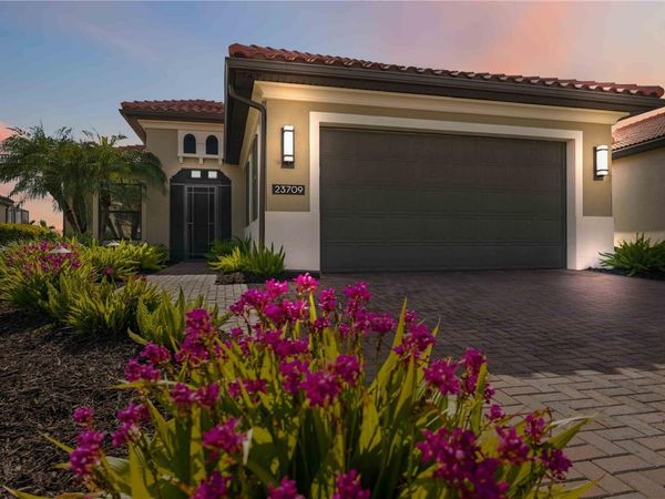 23709 WAVERLY CIRCLE , VENICE, FL 34293