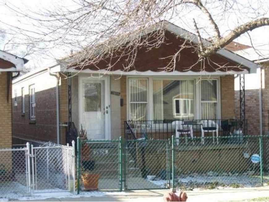 Main Photo