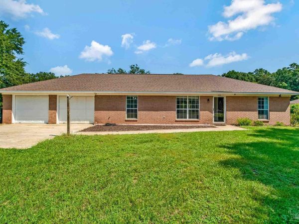 8610 Hickory Hammock Rd, Milton, FL 32583