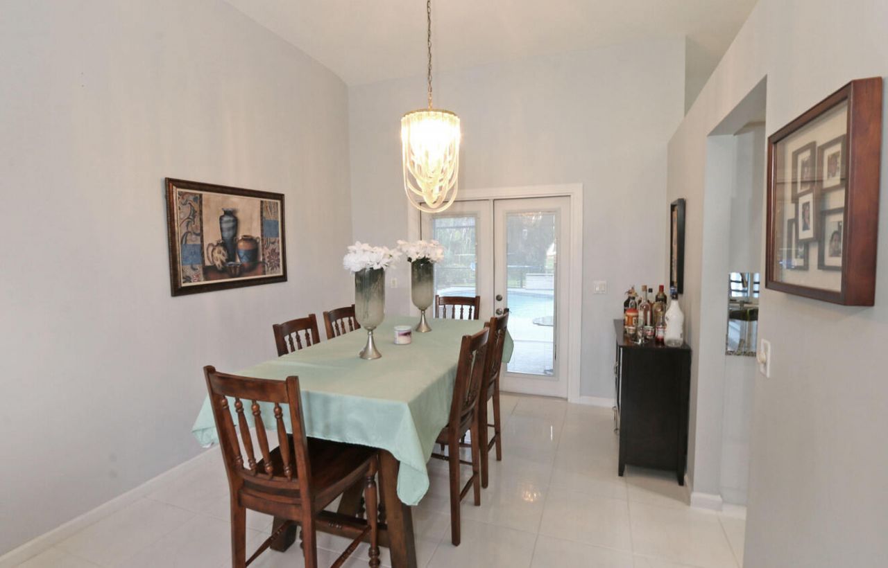 549 SE Cliff Road, Port Saint Lucie, FL 34984 Photo