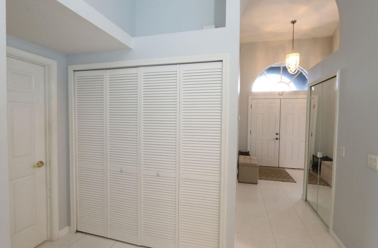 549 SE Cliff Road, Port Saint Lucie, FL 34984 Photo