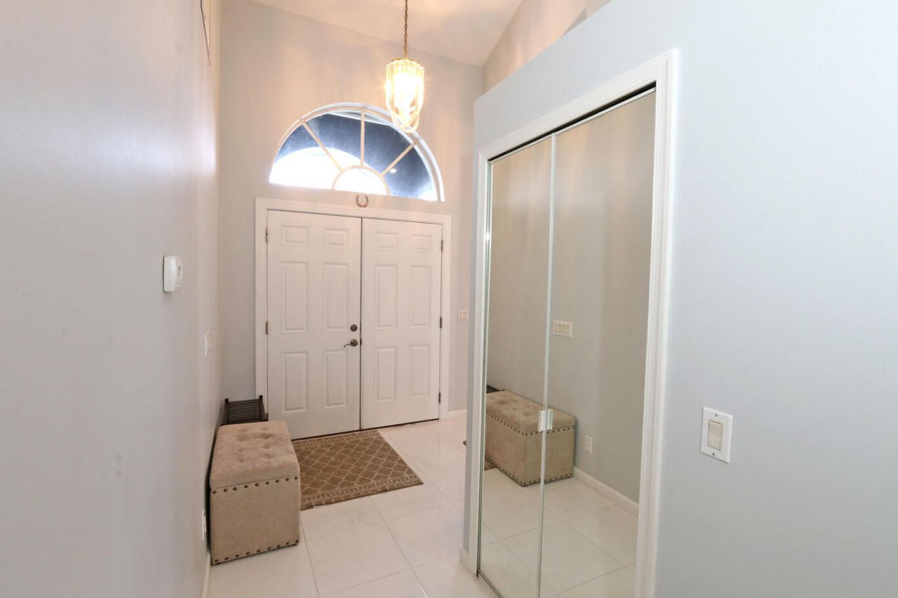 549 SE Cliff Road, Port Saint Lucie, FL 34984 Photo