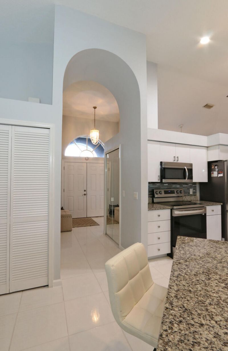 549 SE Cliff Road, Port Saint Lucie, FL 34984 Photo