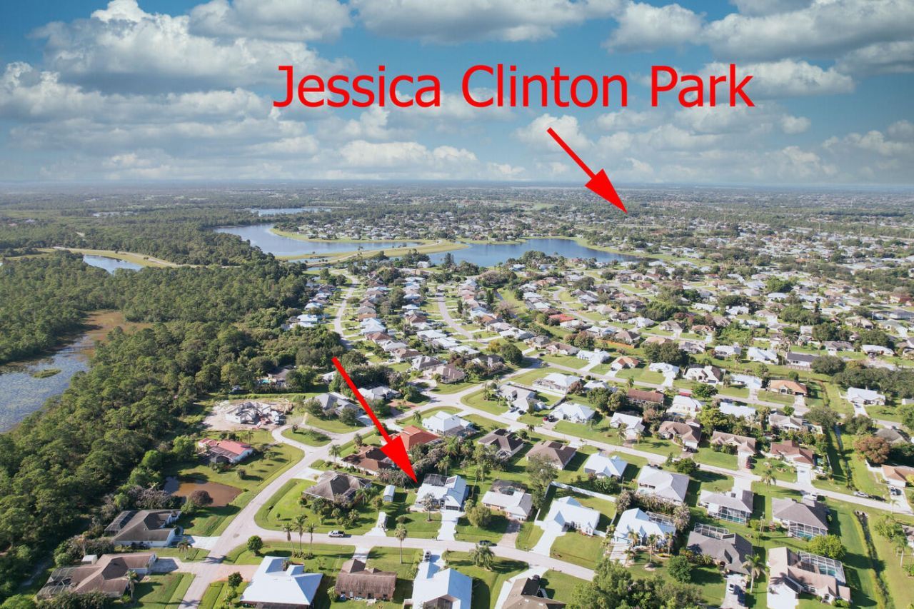 549 SE Cliff Road, Port Saint Lucie, FL 34984 Photo