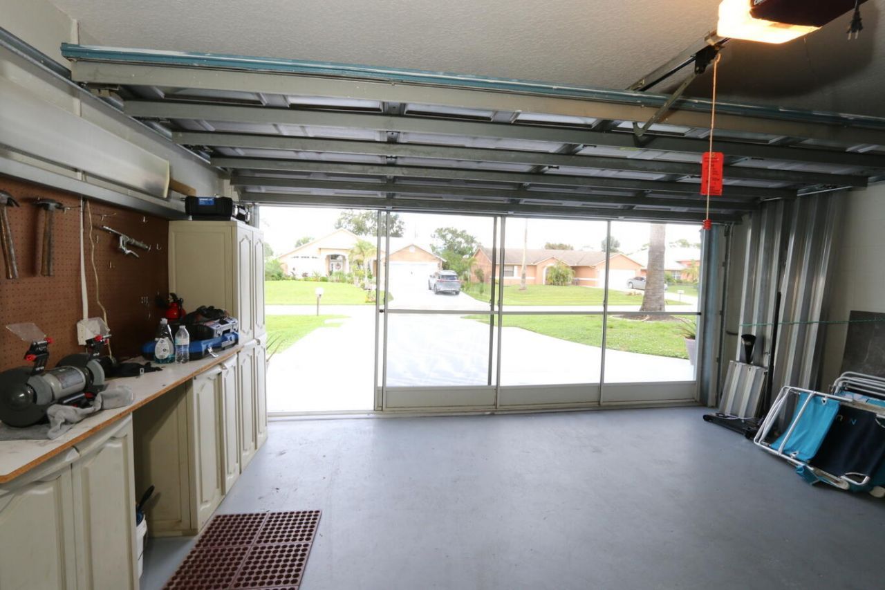 549 SE Cliff Road, Port Saint Lucie, FL 34984 Photo