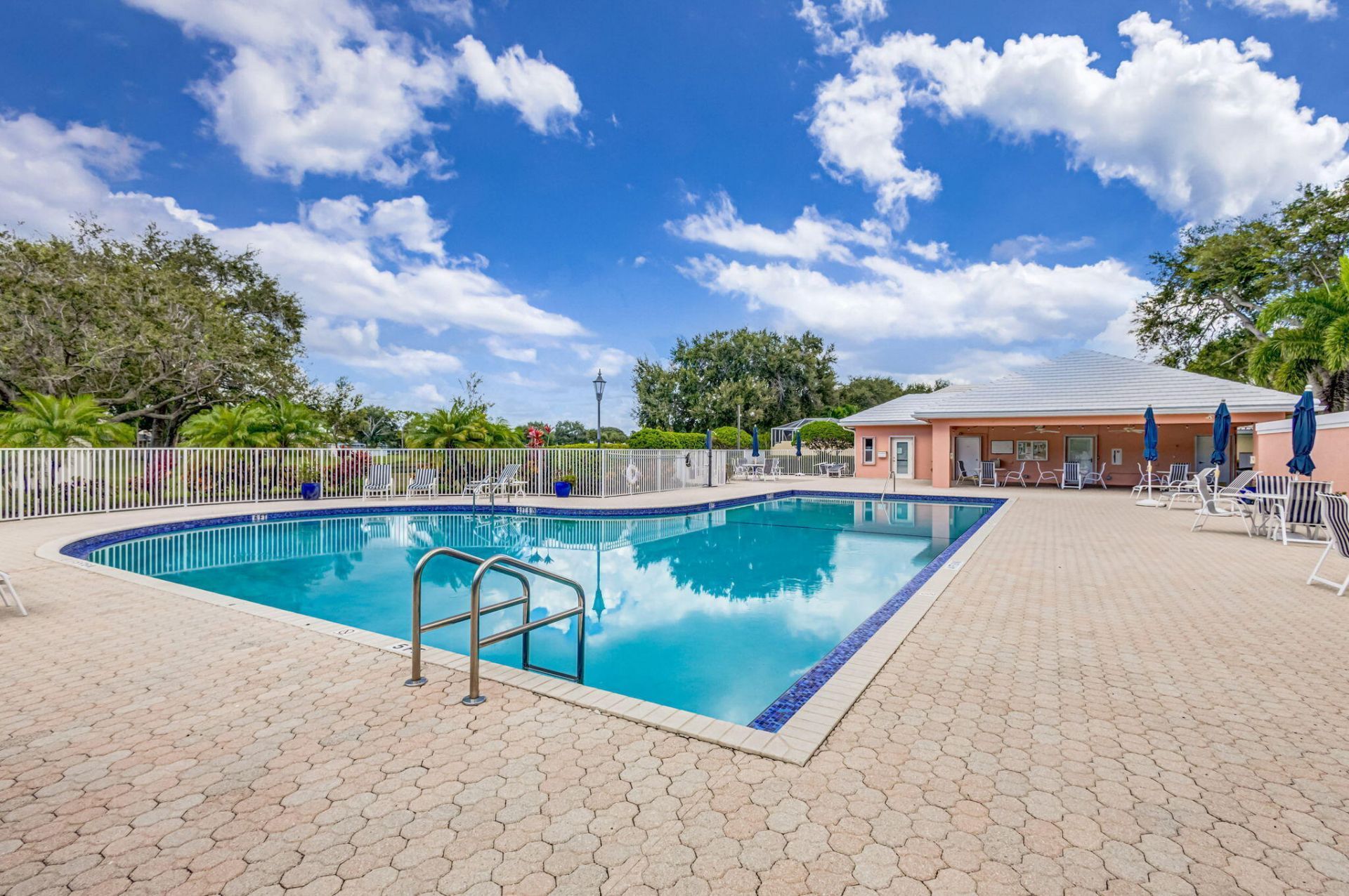 4238 Royal Oak Drive, Palm Beach Gardens, FL 33410 Photo