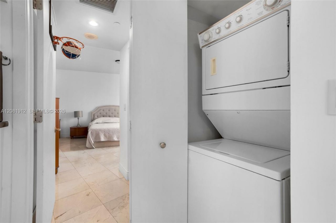 901 Brickell Key Blvd , Unit 1001, Miami, FL 33131 Photo