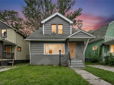 12811 Bartfield Avenue, Cleveland, OH 44108