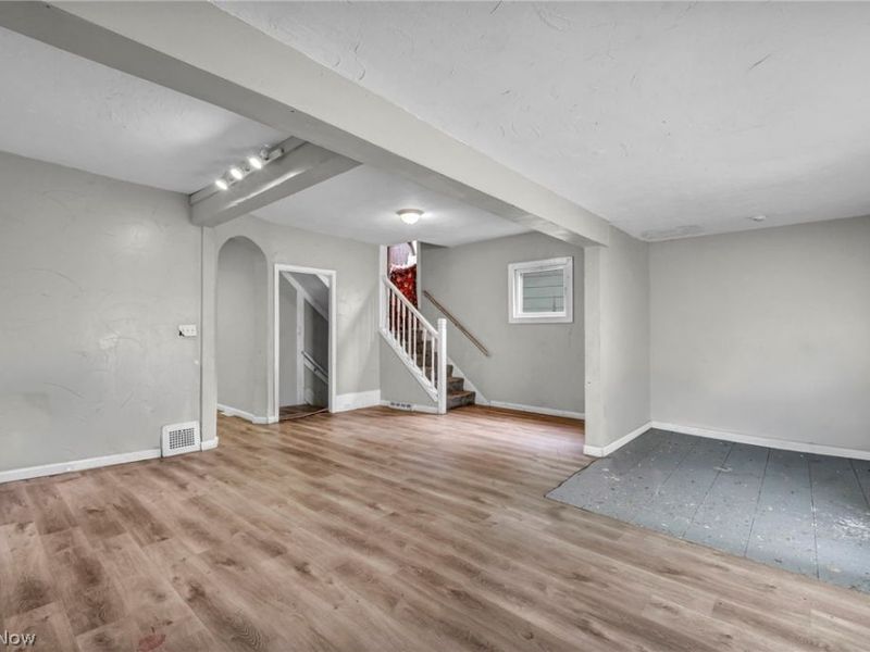 12811 Bartfield Avenue, Cleveland, OH 44108 Photo 2