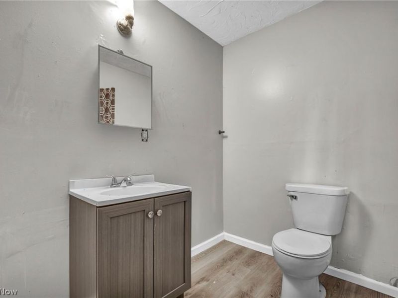 12811 Bartfield Avenue, Cleveland, OH 44108 Photo 7