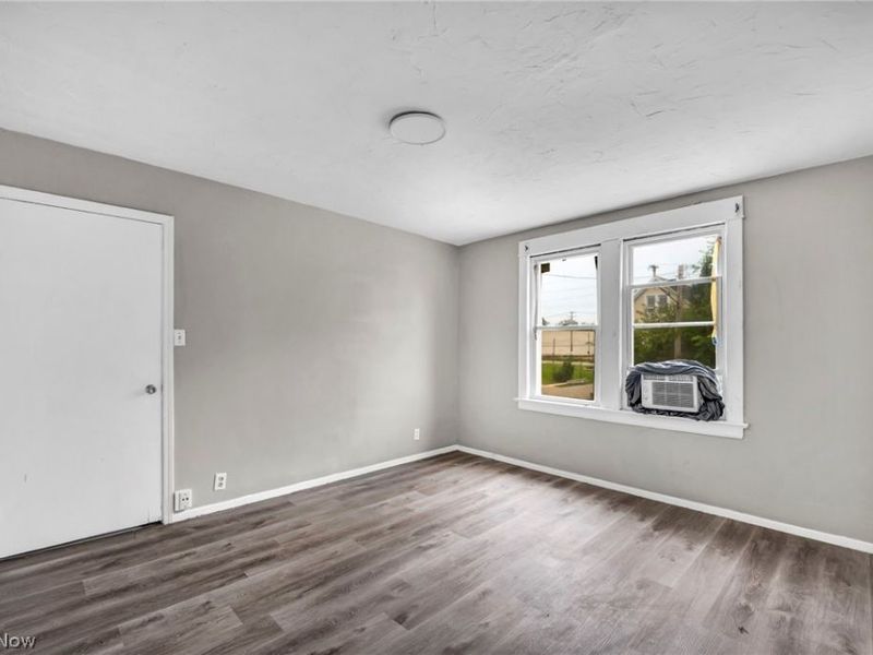 12811 Bartfield Avenue, Cleveland, OH 44108 Photo 9