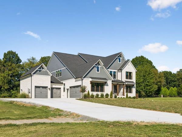 1709 Wilson Pike, Brentwood, TN 37027