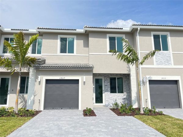 1427 SE 7 TER 1427 SE 7 TER , Unit 1427, Homestead, FL 33034