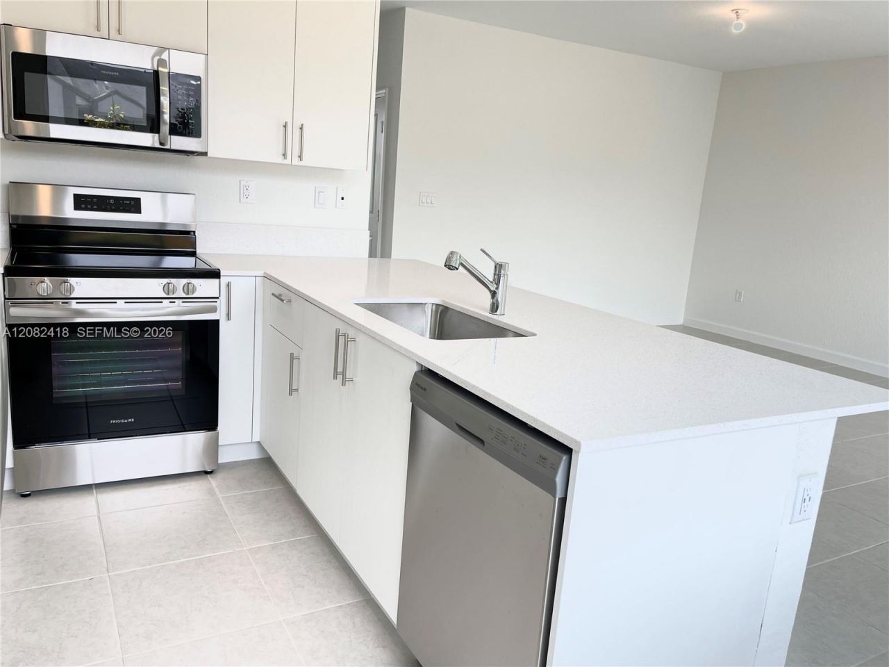 1427 SE 7th Ter, Homestead, FL 33034 Photo