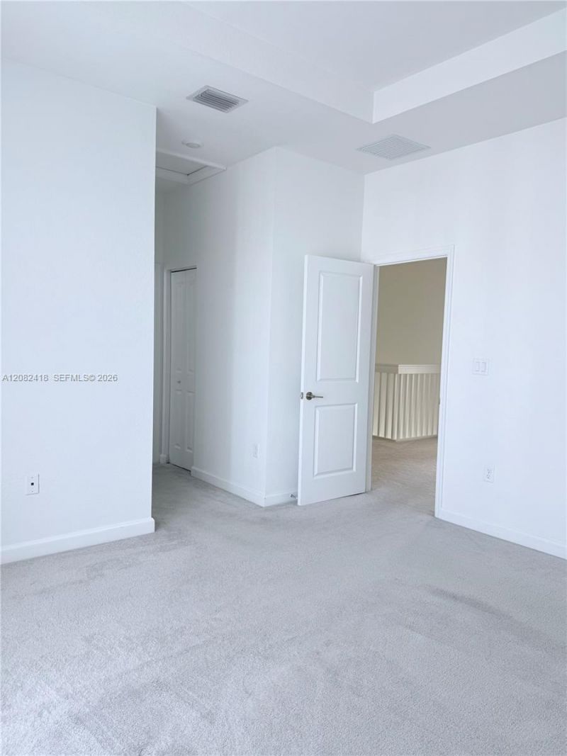 1427 SE 7th Ter, Homestead, FL 33034 Photo