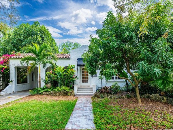 540 Majorca Ave, Coral Gables, FL 33134