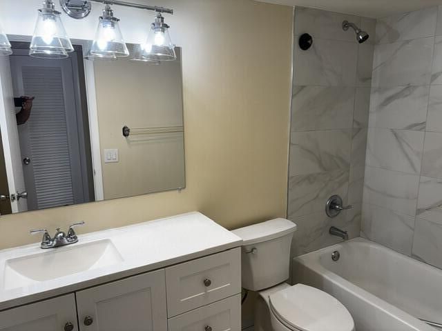 4411 Trevi Court, Unit 305, Lake Worth, FL 33467 Photo