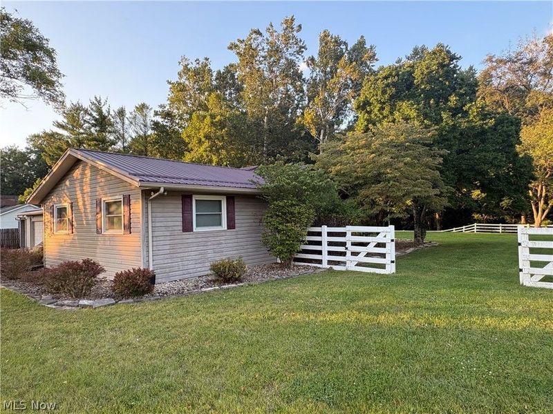 2229 Newark Road, Zanesville, OH 43701 Photo 2