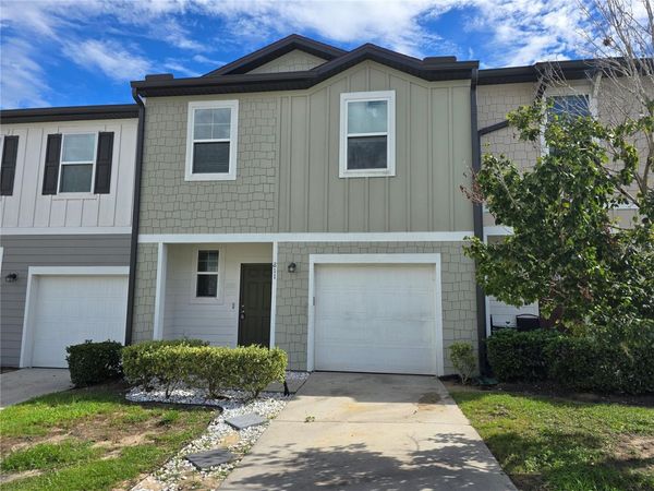 811 GRANDIN STREET , DAVENPORT, FL 33837