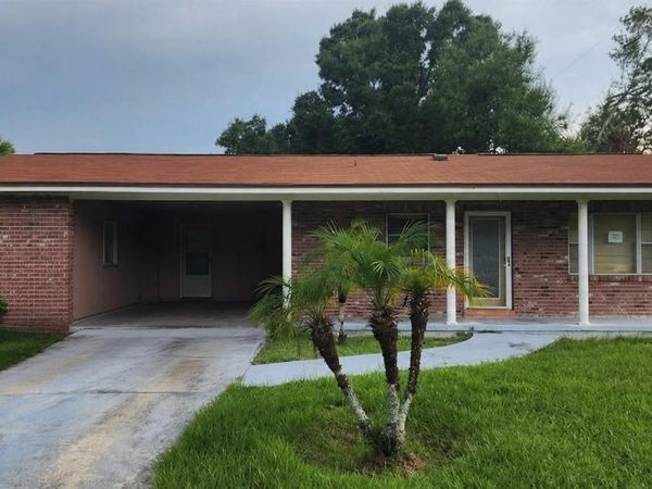 2040 SIPES AVENUE, SANFORD, FL 32771