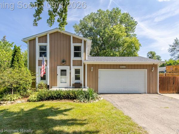 3068 Seebaldt Avenue, Waterford Township, Mi 48329