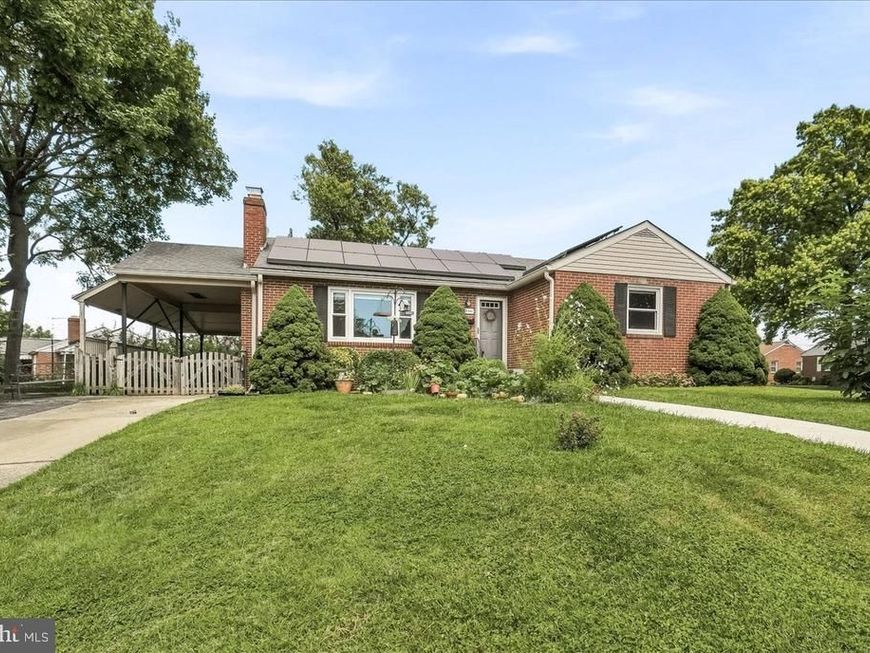 902 Pine Avenue , Frederick, MD 21701 Main Photo