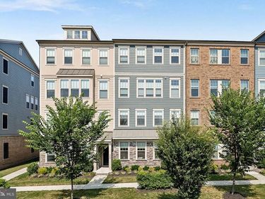 224 PETITE SIRAH TERRACE SE, LEESBURG, VA 20175