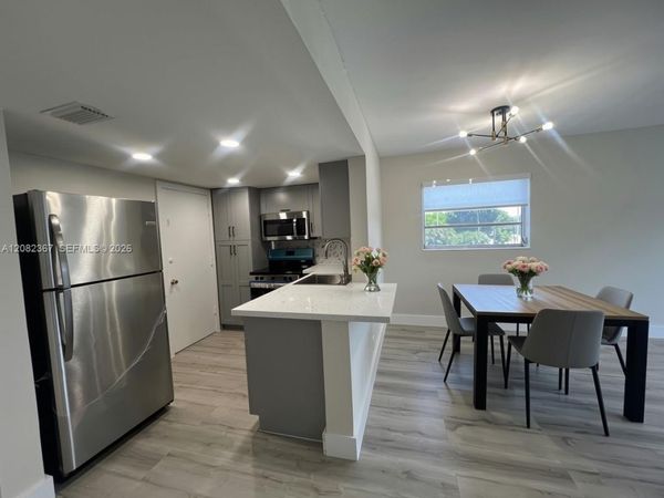 16801 NE 14th Ave , Unit 311, Miami, FL 33162