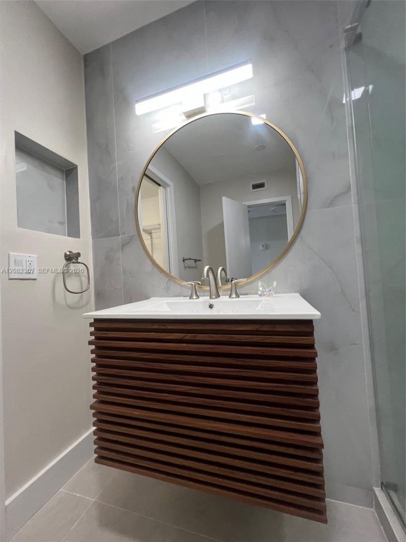 16801 NE 14th Ave , Unit 311, Miami, FL 33162 Photo