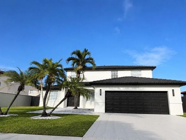 14303 SW 159th Pl , Miami, FL 33196