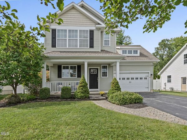 19 Revere Run, Mechanicville, NY 12118