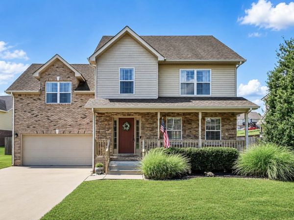 844 E ACCIPITER CIRCLE, Clarksville, TN 37043