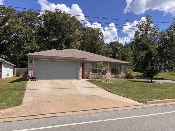 310 S SHADY Lane, Benton, AR 72015