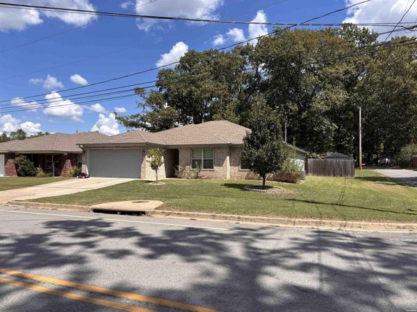 310 S SHADY Lane, Benton, AR 72015
