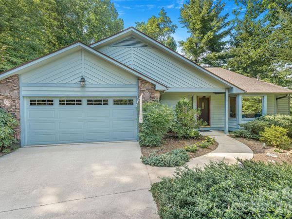 31 Hillcreek Drive , Asheville, NC 28804