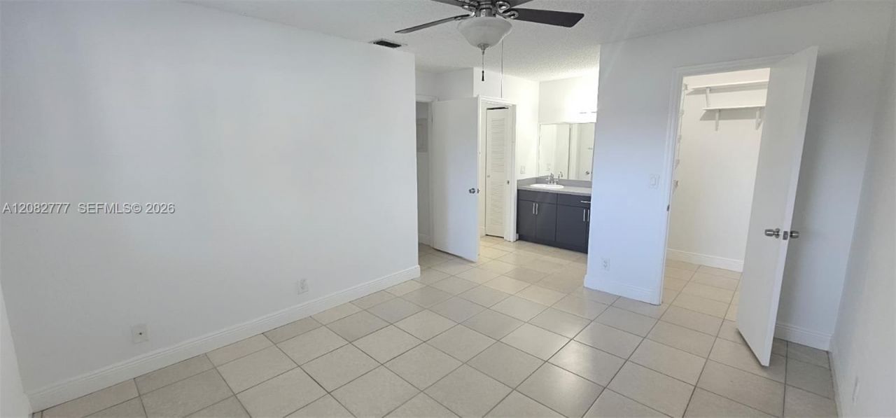 3380 N Pinewalk Dr N, Unit 1111, Margate, FL 33063 Photo